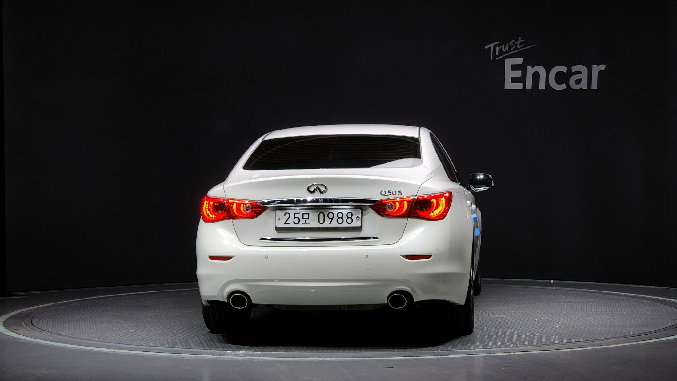 INFINITI Q50 2015