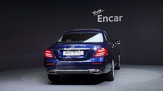 MERCEDES BENZ E-CLASS W213 2016