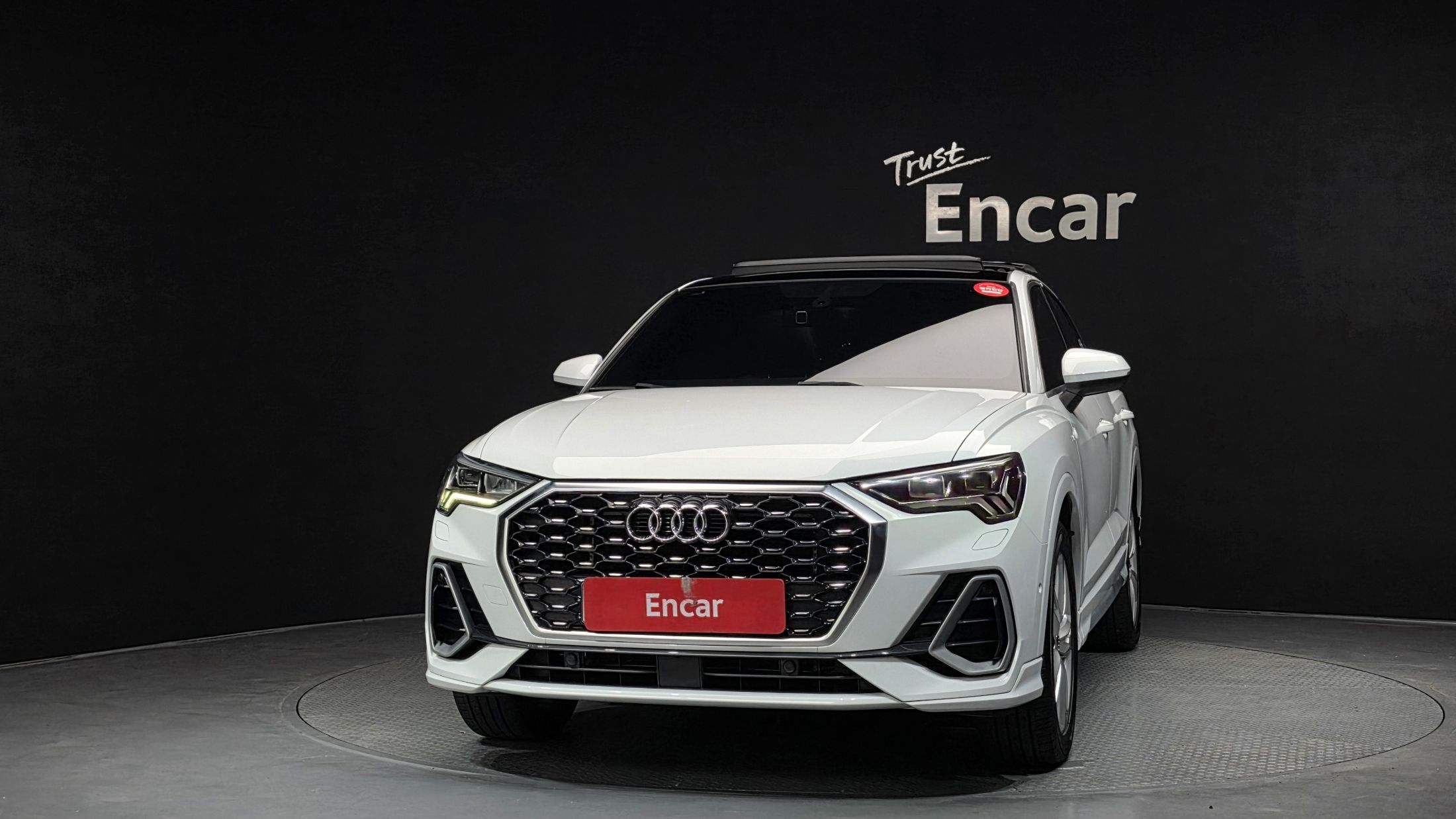 AUDI Q3 F3 2020