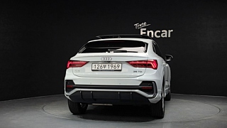 AUDI Q3 F3 2020