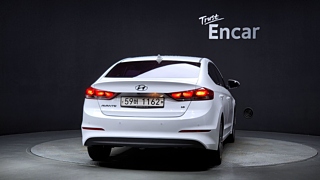 HYUNDAI AVANTE AD 2018
