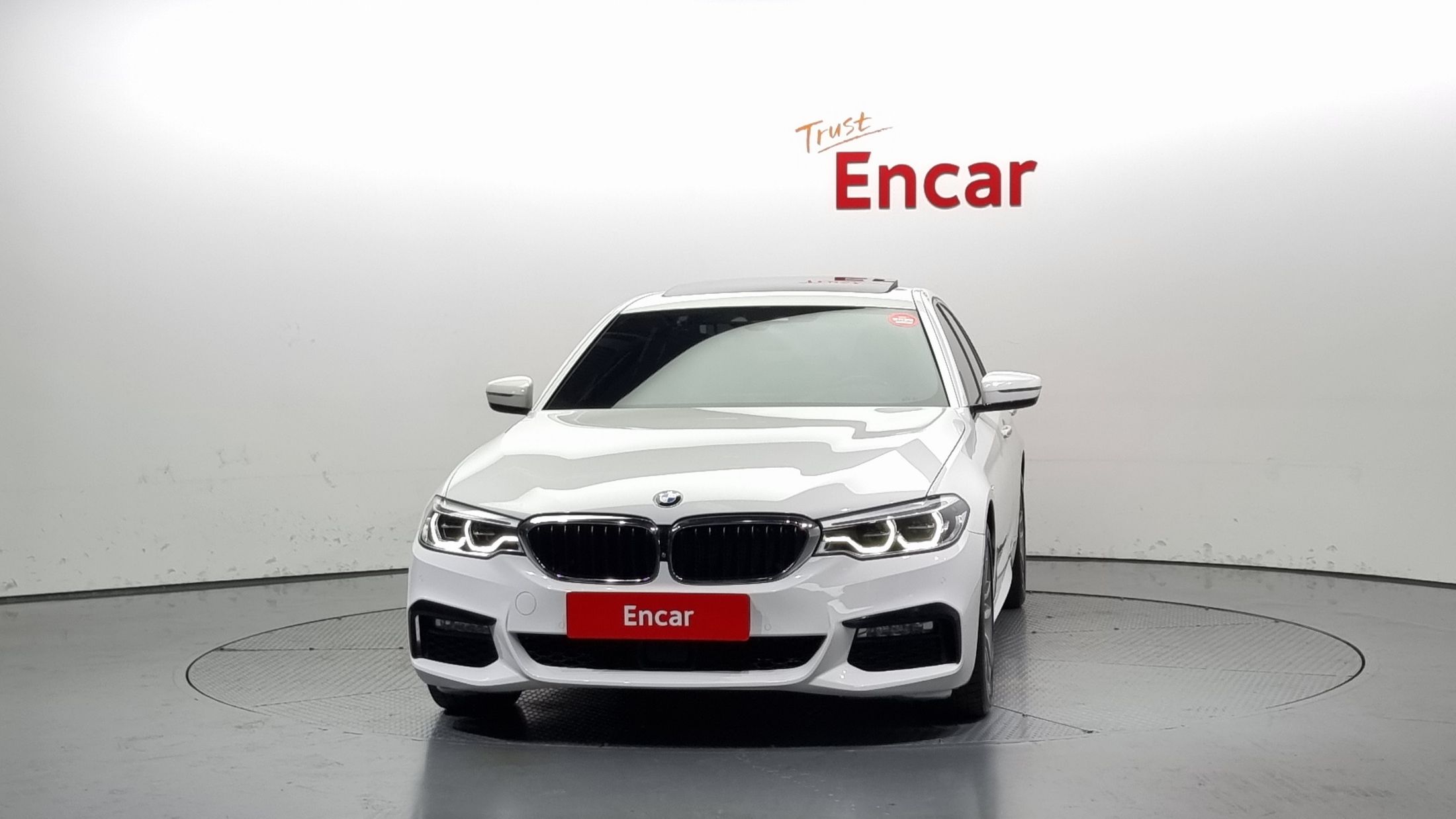 BMW 5-SERIES G30 2017