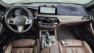 BMW 5-SERIES G30 2020
