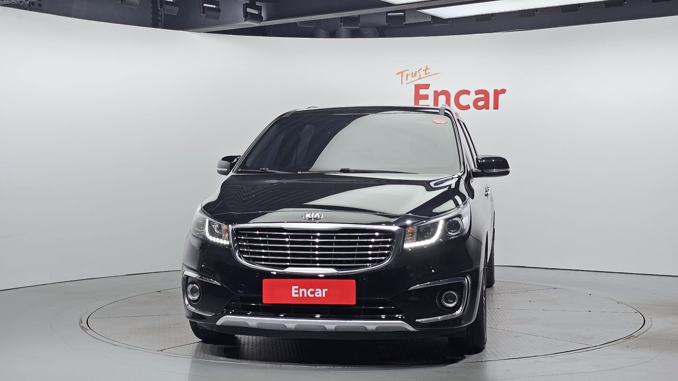 KIA CARNIVAL 2016