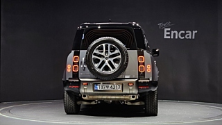 LAND ROVER DEFENDER L663 2024