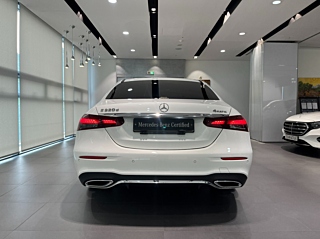 MERCEDES BENZ E-CLASS W213 2022