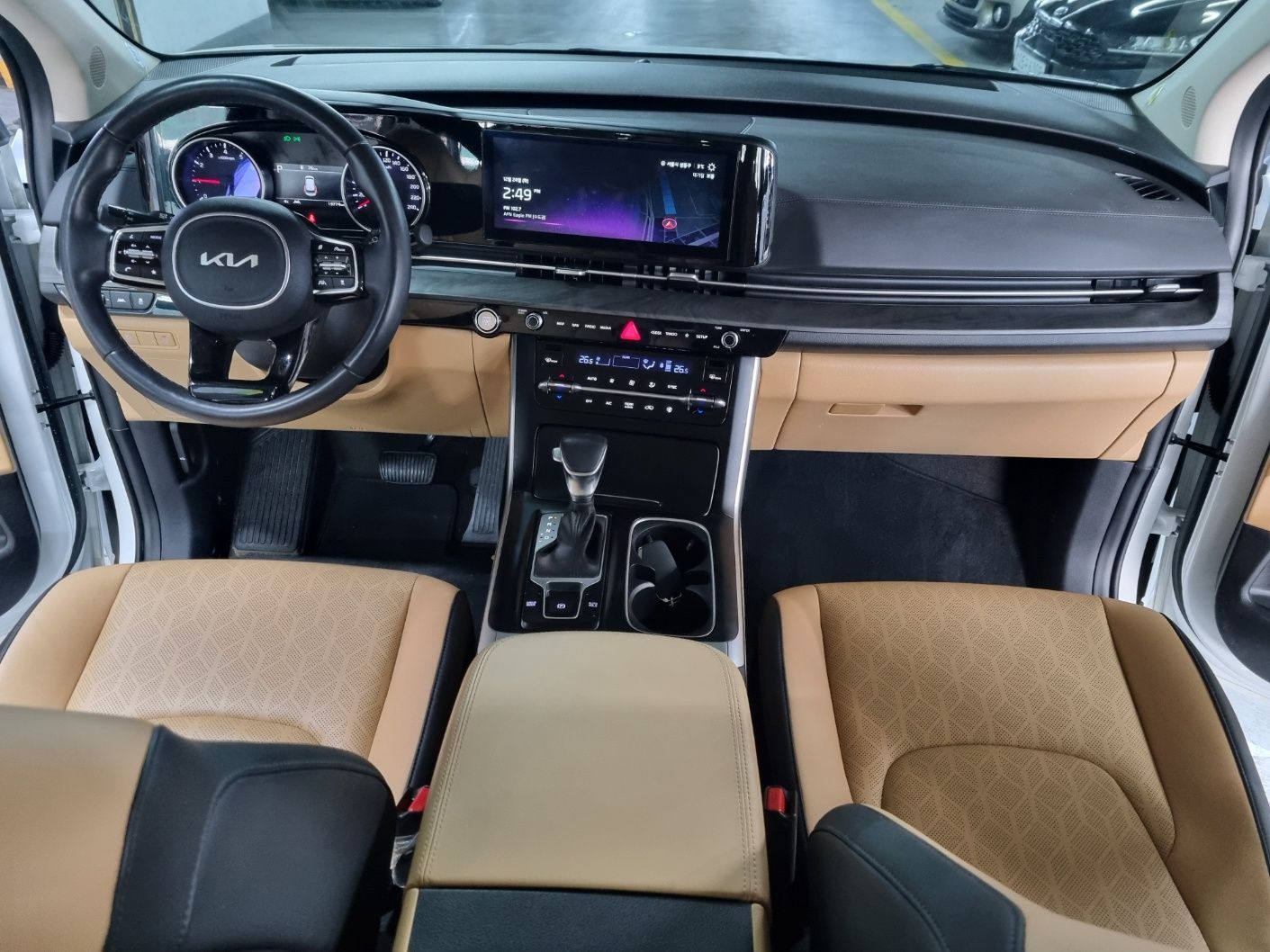 KIA CARNIVAL 2023