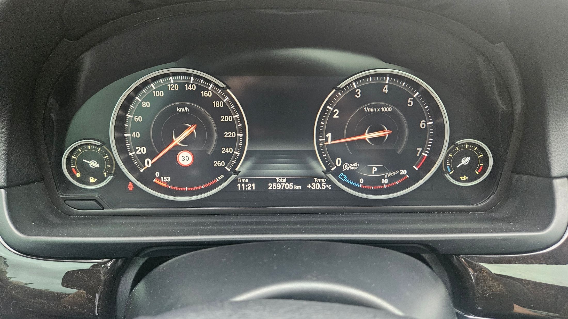 BMW 5-SERIES F10 2014