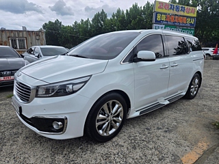 KIA CARNIVAL 2016