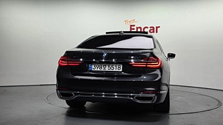 BMW 7-SERIES G11 2016