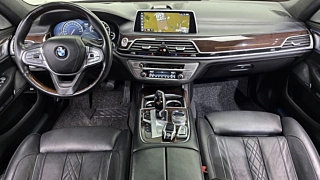 BMW 7-SERIES G11 2016