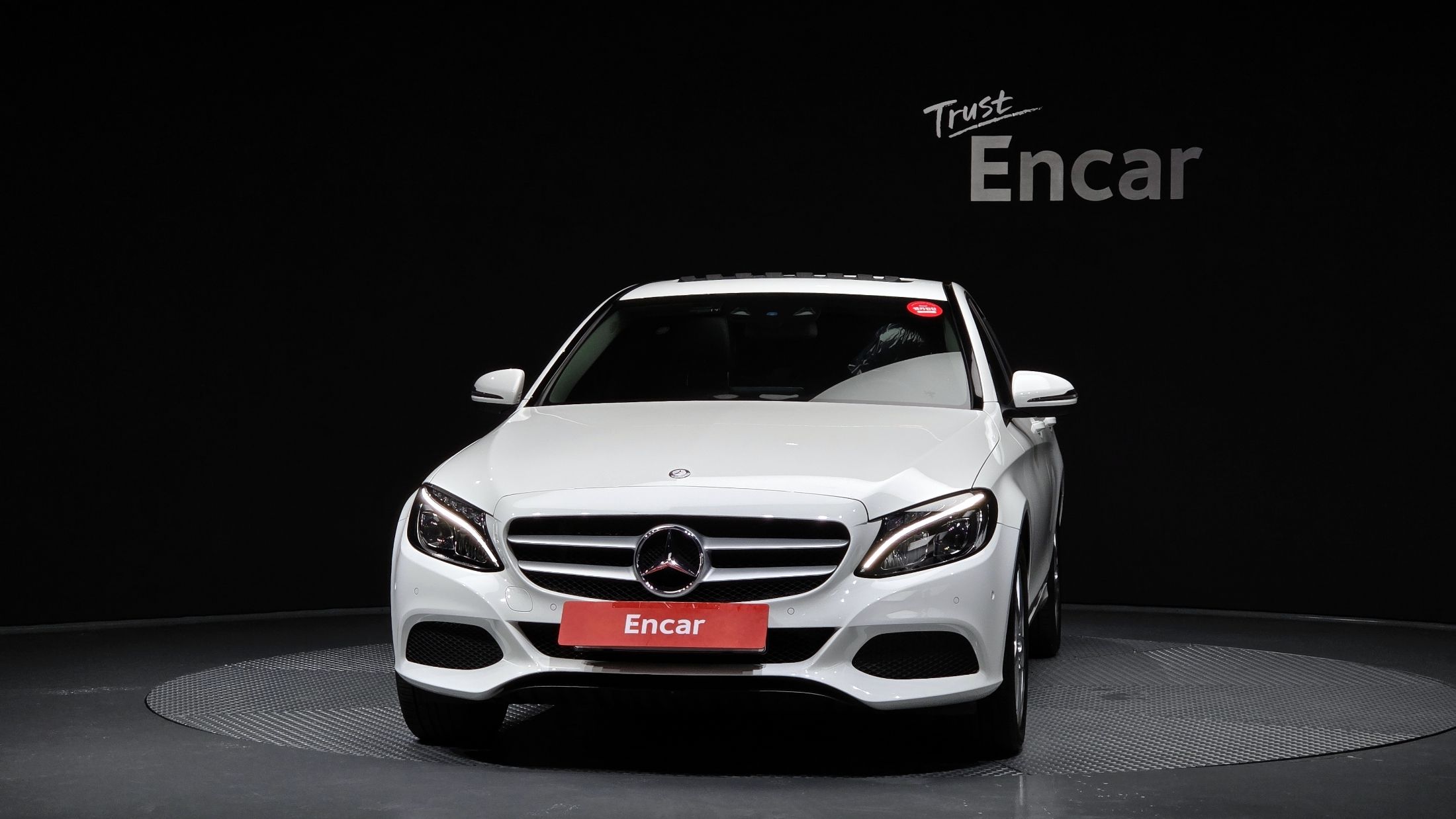 MERCEDES BENZ C-CLASS W205 2016