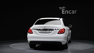 MERCEDES BENZ C-CLASS W205 2016