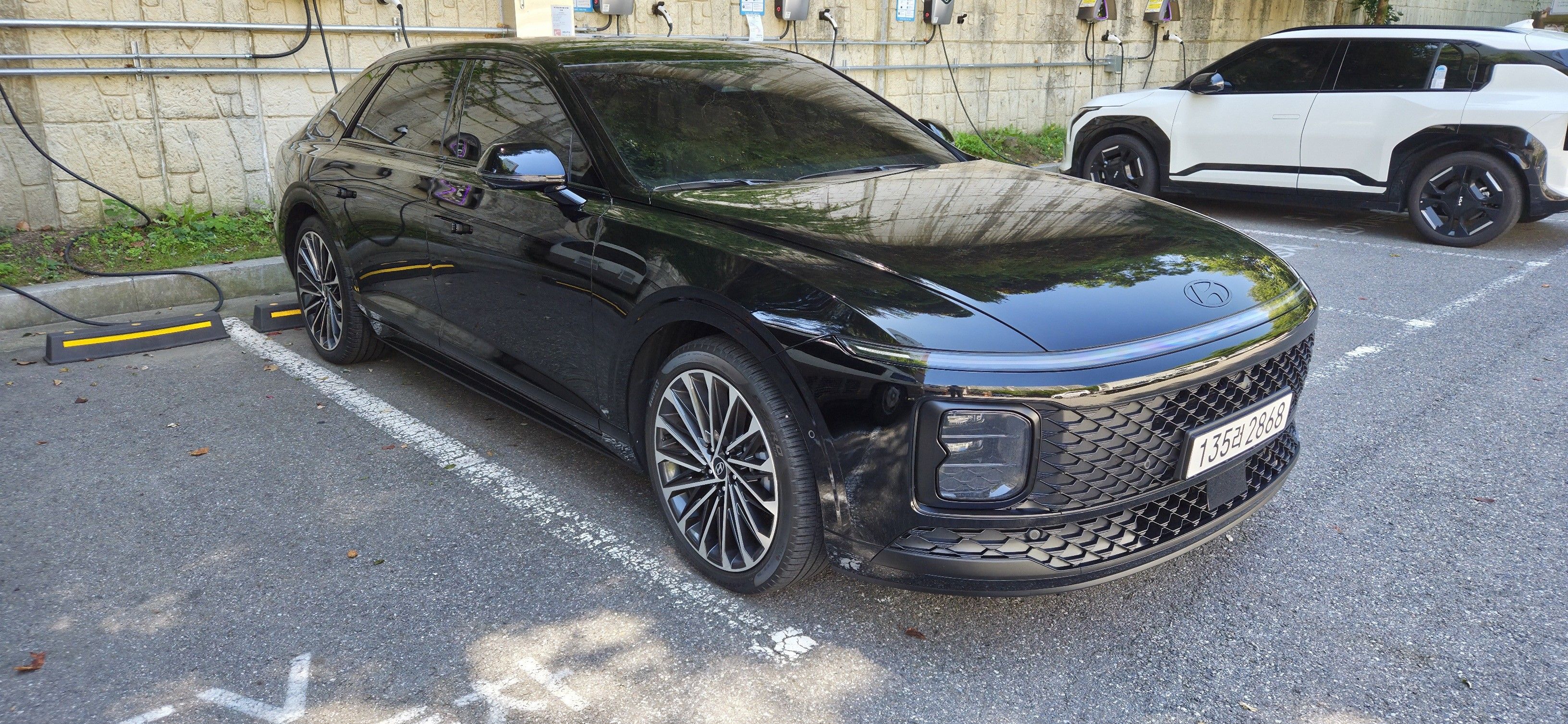 HYUNDAI GRANDEUR HYBRID GN7 2024