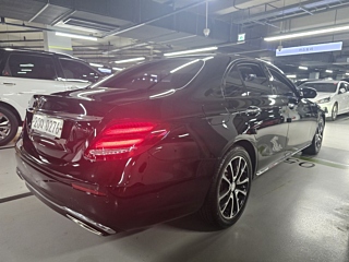 MERCEDES BENZ E-CLASS W213 2016