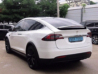 TESLA MODEL X 2019