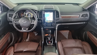 SAMSUNG QM6 2020