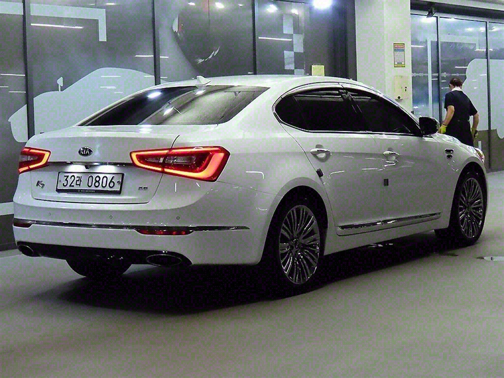 KIA K7 2015