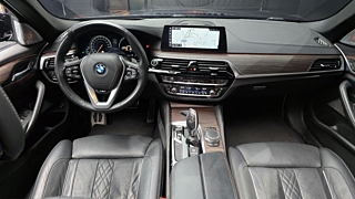 BMW 5-SERIES G30 2018