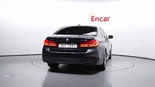 BMW 5-SERIES G30 2017