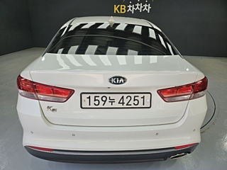 KIA K5 2017