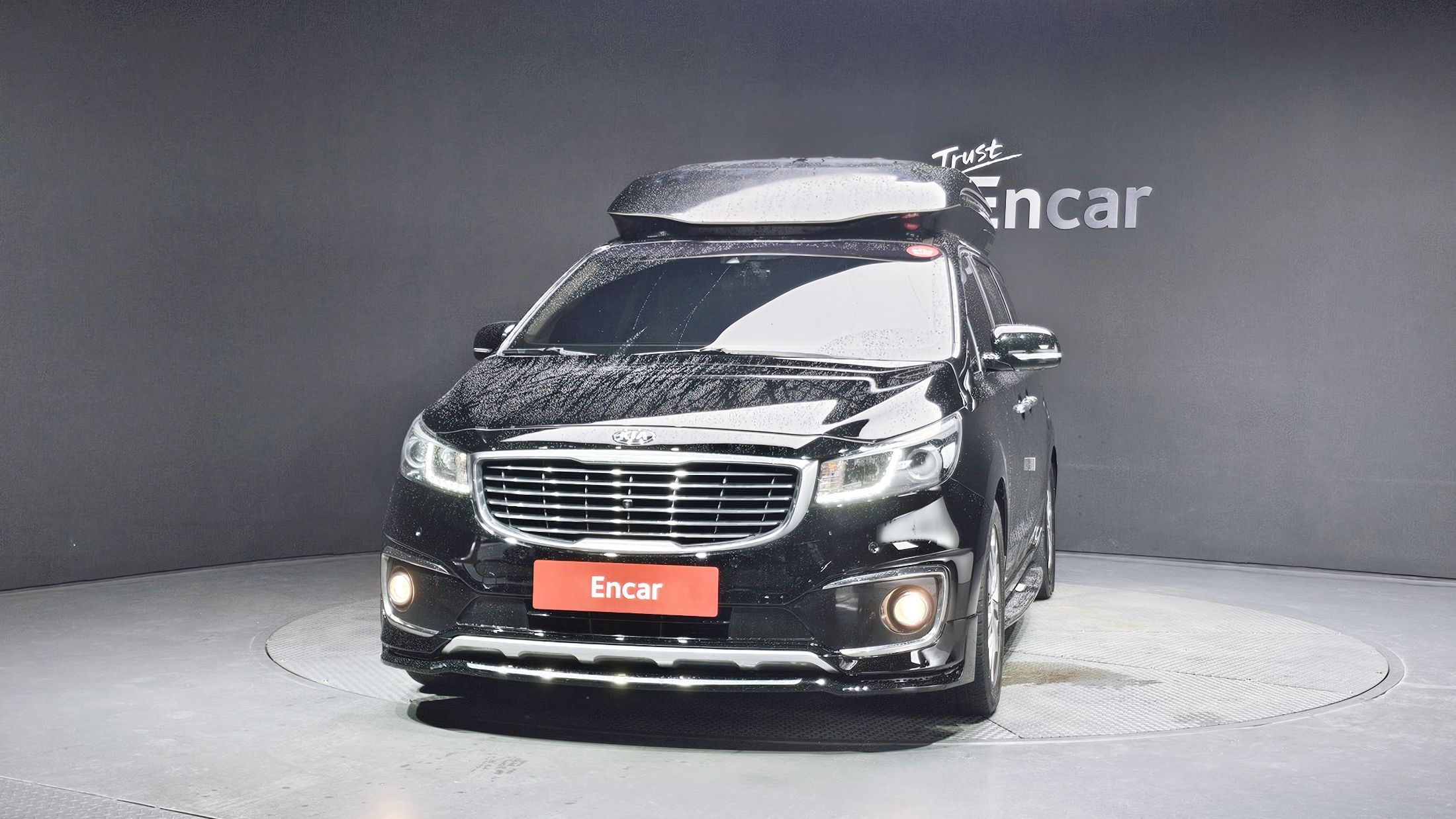 KIA CARNIVAL 2016