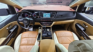 KIA CARNIVAL 2016
