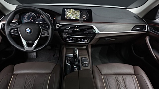 BMW 5-SERIES G30 2018