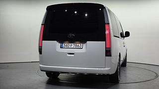 HYUNDAI STARIA 2023