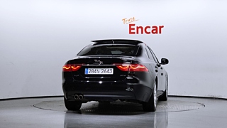 JAGUAR XF X260 2018
