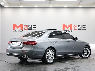 MERCEDES BENZ E-CLASS W213  2021