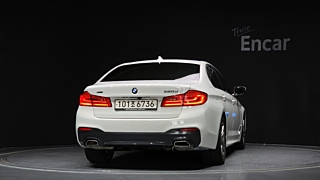 BMW 5-SERIES G30 2020