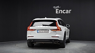 VOLVO V60 CROSS COUNTRY 2020