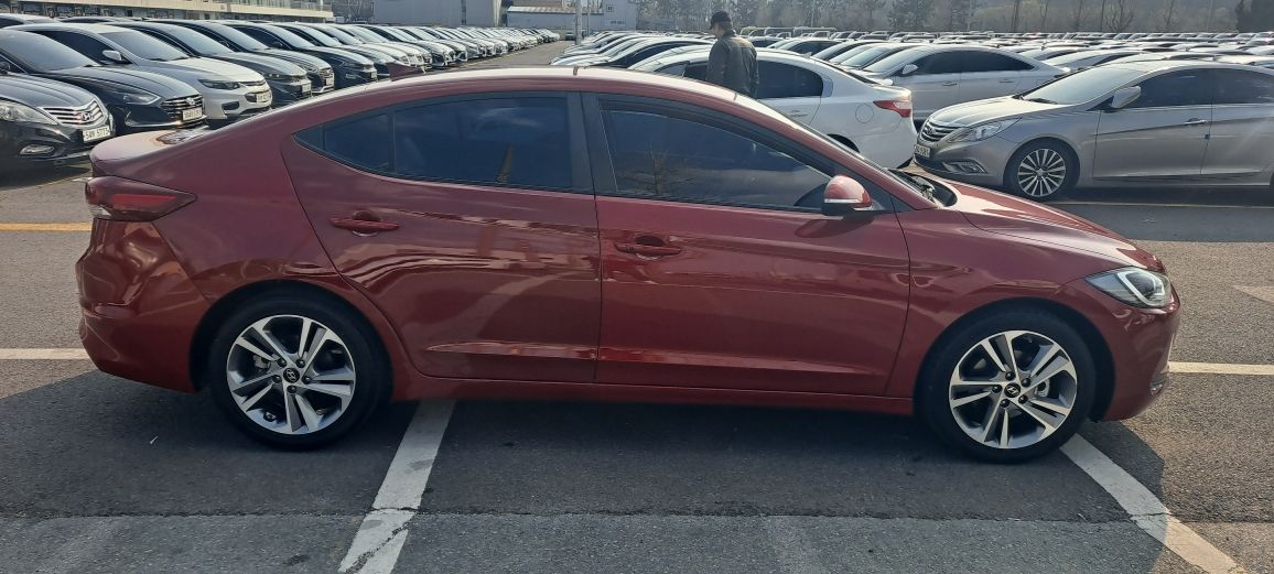 HYUNDAI AVANTE AD 2018