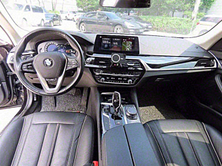 BMW 5-SERIES G30 2018