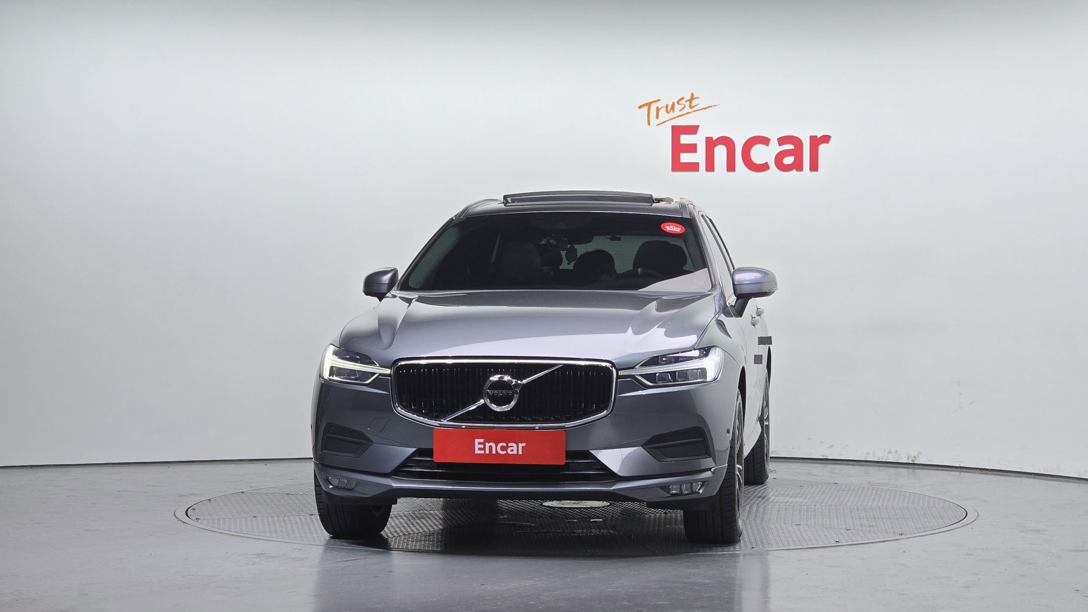 VOLVO XC60 2018
