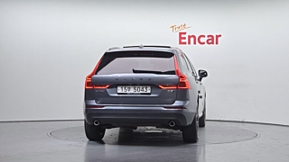 VOLVO XC60 2018