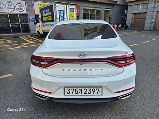 HYUNDAI GRANDEUR IG 2017