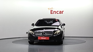 MERCEDES BENZ E-CLASS W213 2019