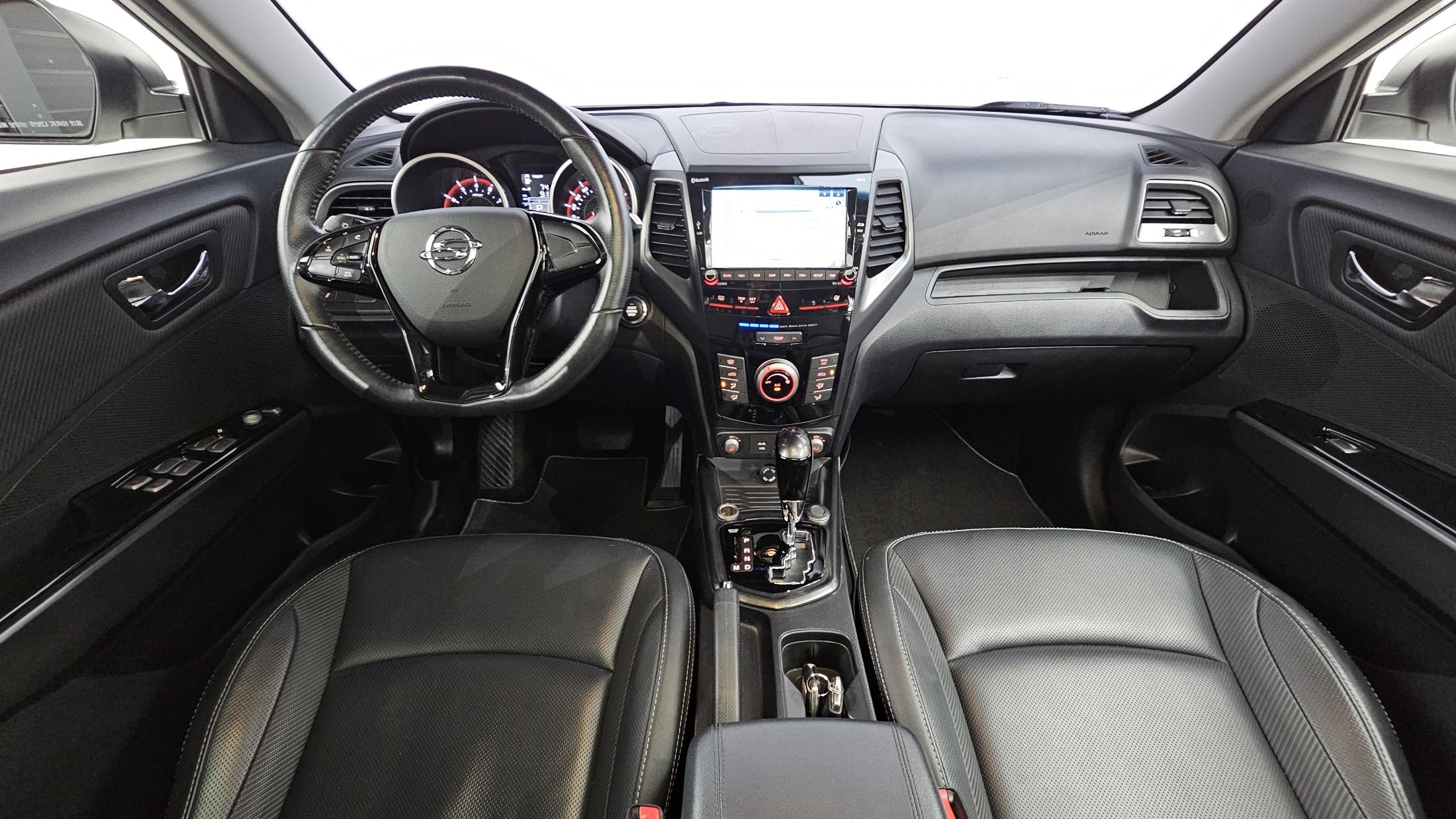SSANGYONG TIVOLI 2017