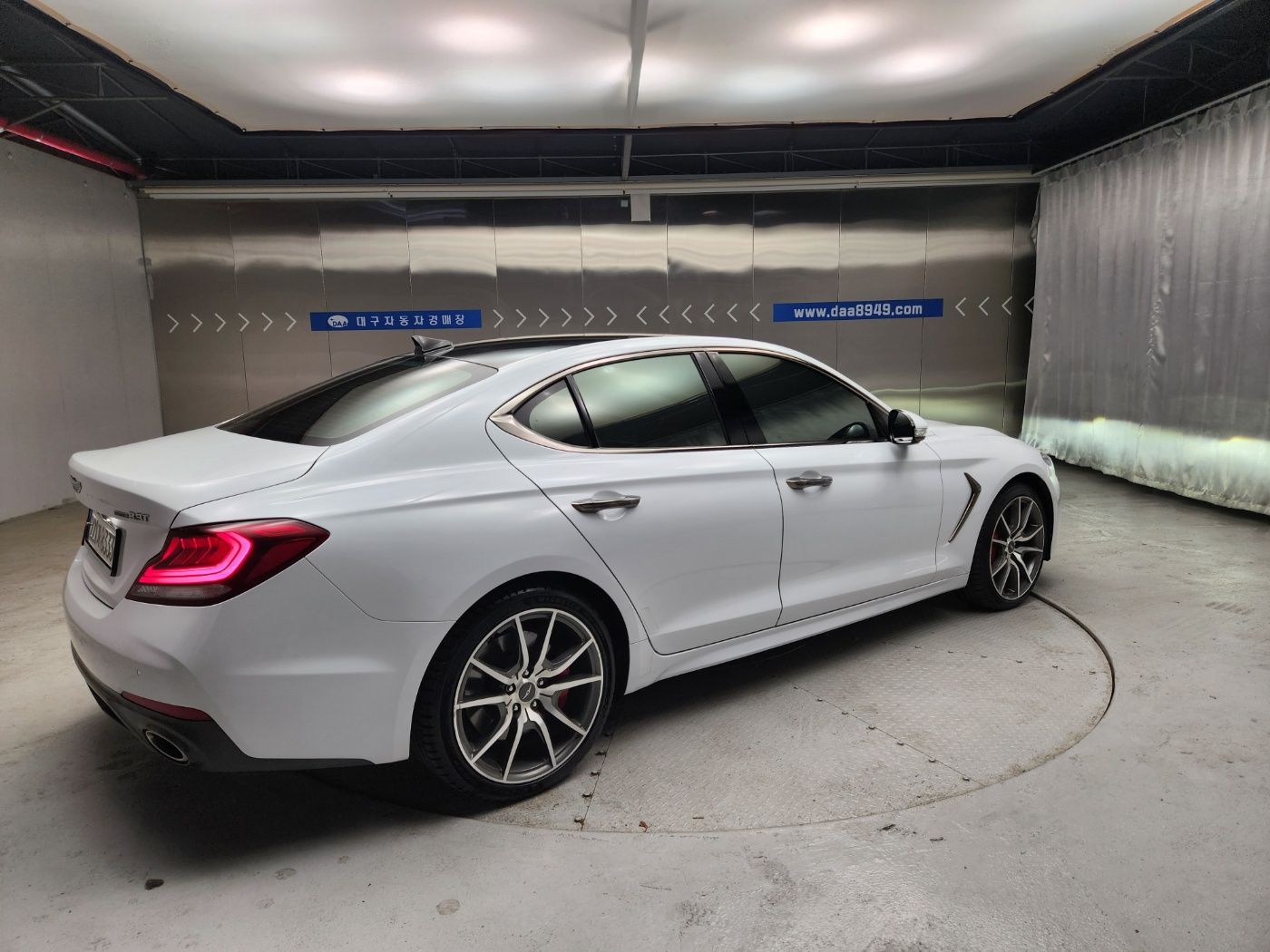 GENESIS G70 2018