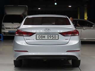 HYUNDAI AVANTE AD 2016