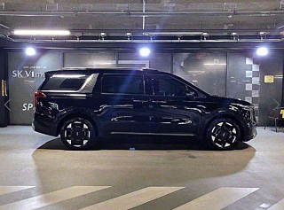 KIA CARNIVAL 2024