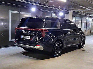 KIA CARNIVAL 2024