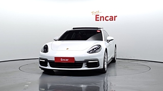 PORSCHE PANAMERA 971 2018