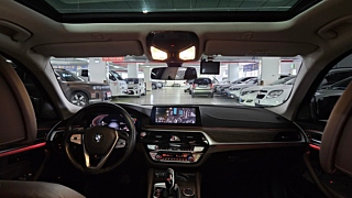 BMW 5-SERIES G30 2020