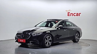 MERCEDES BENZ E-CLASS W214  E200 Avantgarde 2024