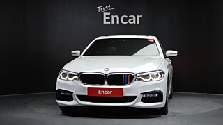 BMW 5-SERIES G30 2017