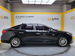HYUNDAI SONATA LF 2016