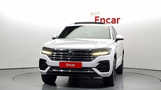 VOLKSWAGEN TOUAREG 2020